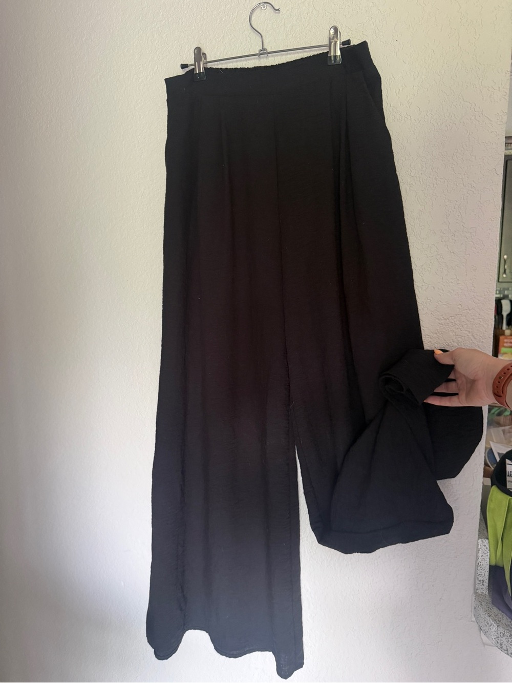 Black Wide-Leg Women's Linen Pants
